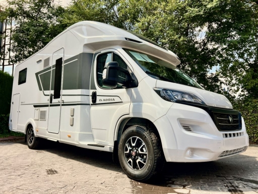 Autocaravana Adria Matrix Axess 670 SL