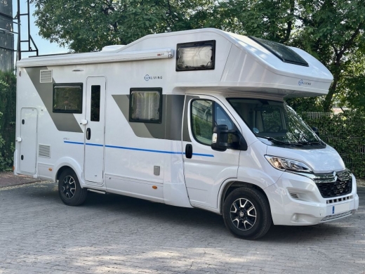 Autocaravana Sun Living A70 DK